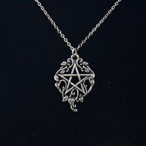 Pentagram Necklace, Ivy Pentagram Necklace, Pagan Necklace, Witch Necklace